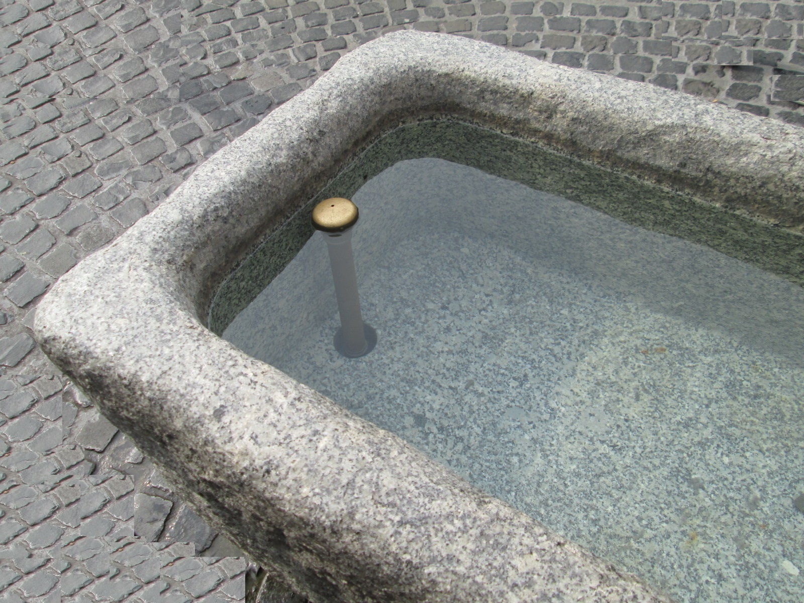 Überlaufrohr 1